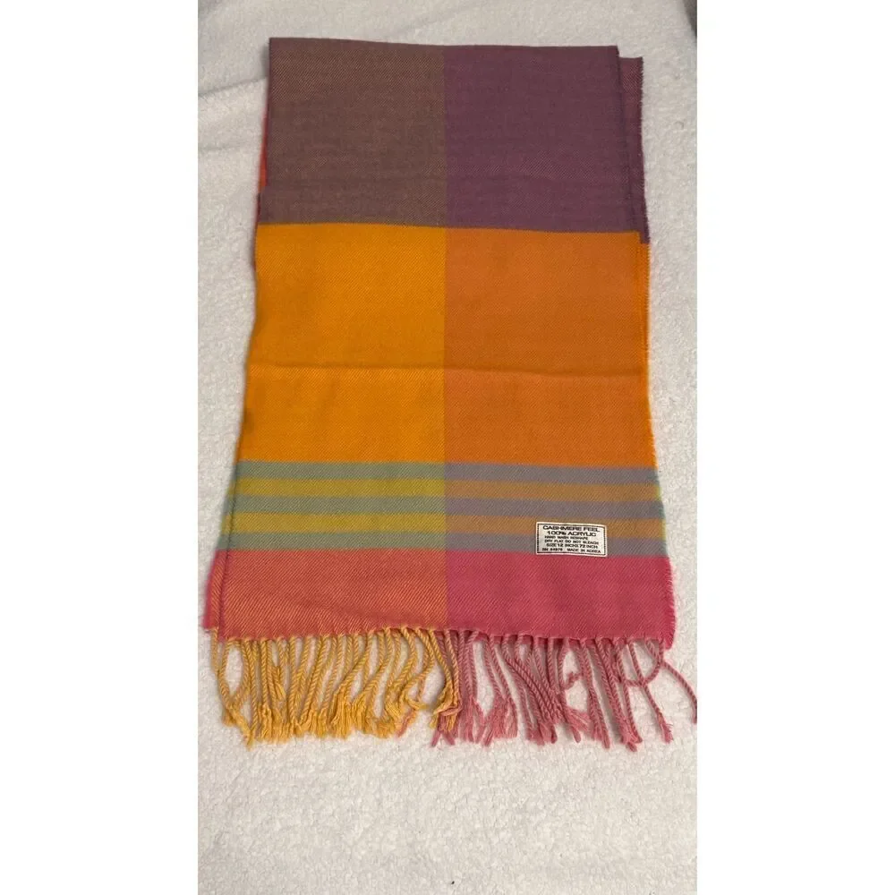 David and Young Cashmere Feel Scarf